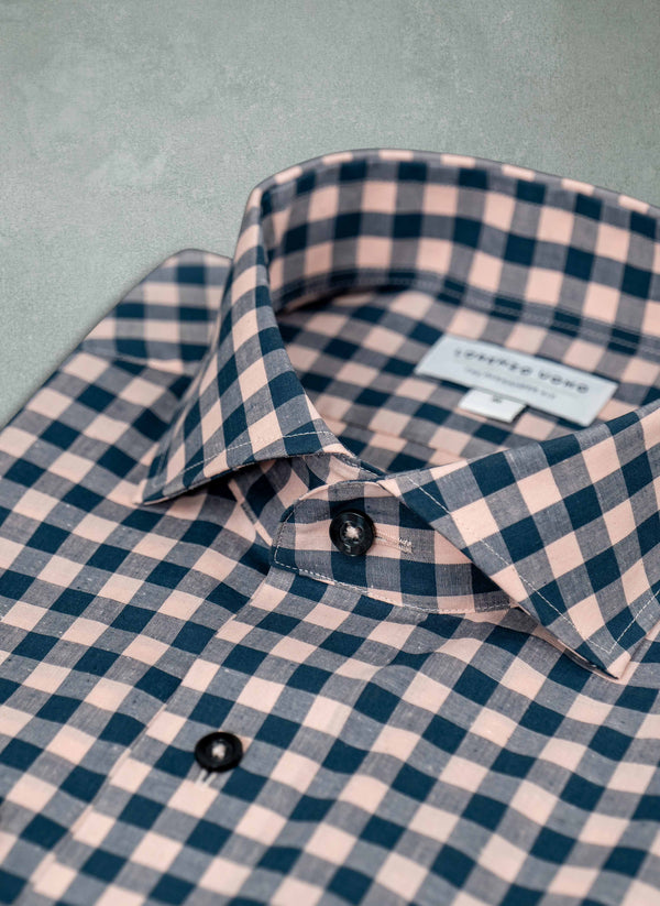 Collar detail of Alexander in Antique Pink Check Shirt 