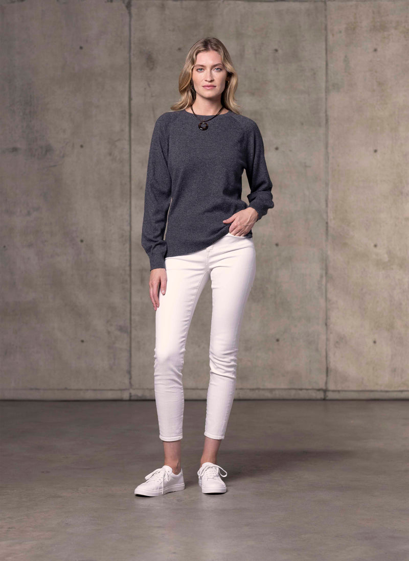 Women's Cashmere Sweater in Charcoal