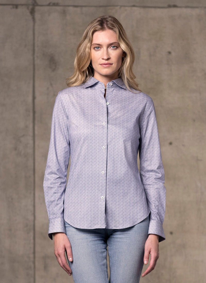 Women's Modern Fit Dress Shirt in Blue Print L Women's Modern Fit Dress Shirt in Blue Print L