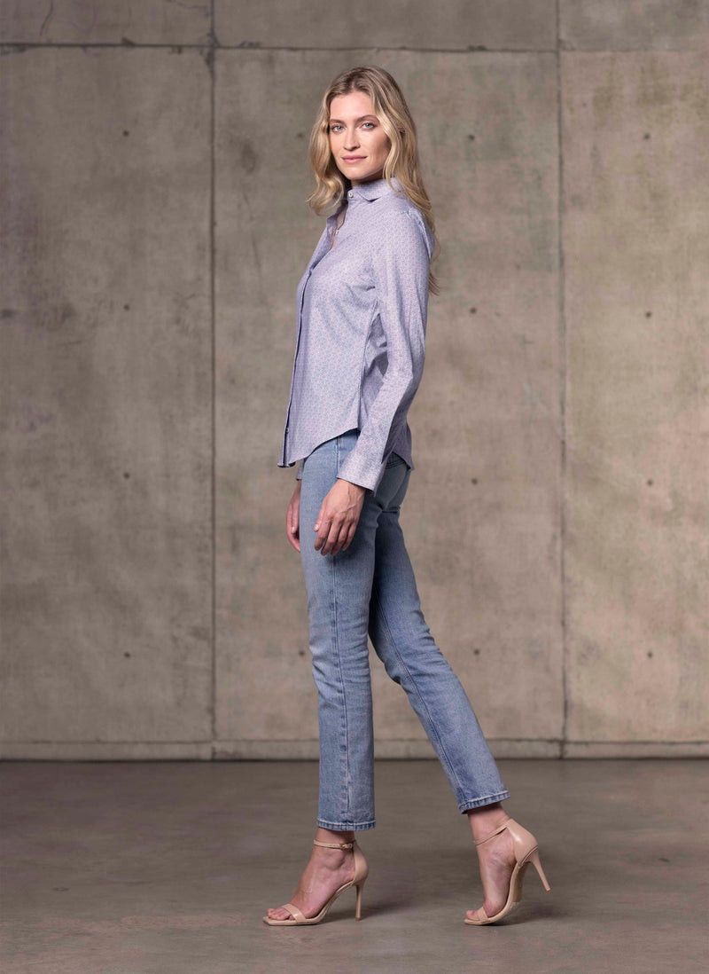 Women's Modern Fit Dress Shirt in Blue Print L Women's Modern Fit Dress Shirt in Blue Print L