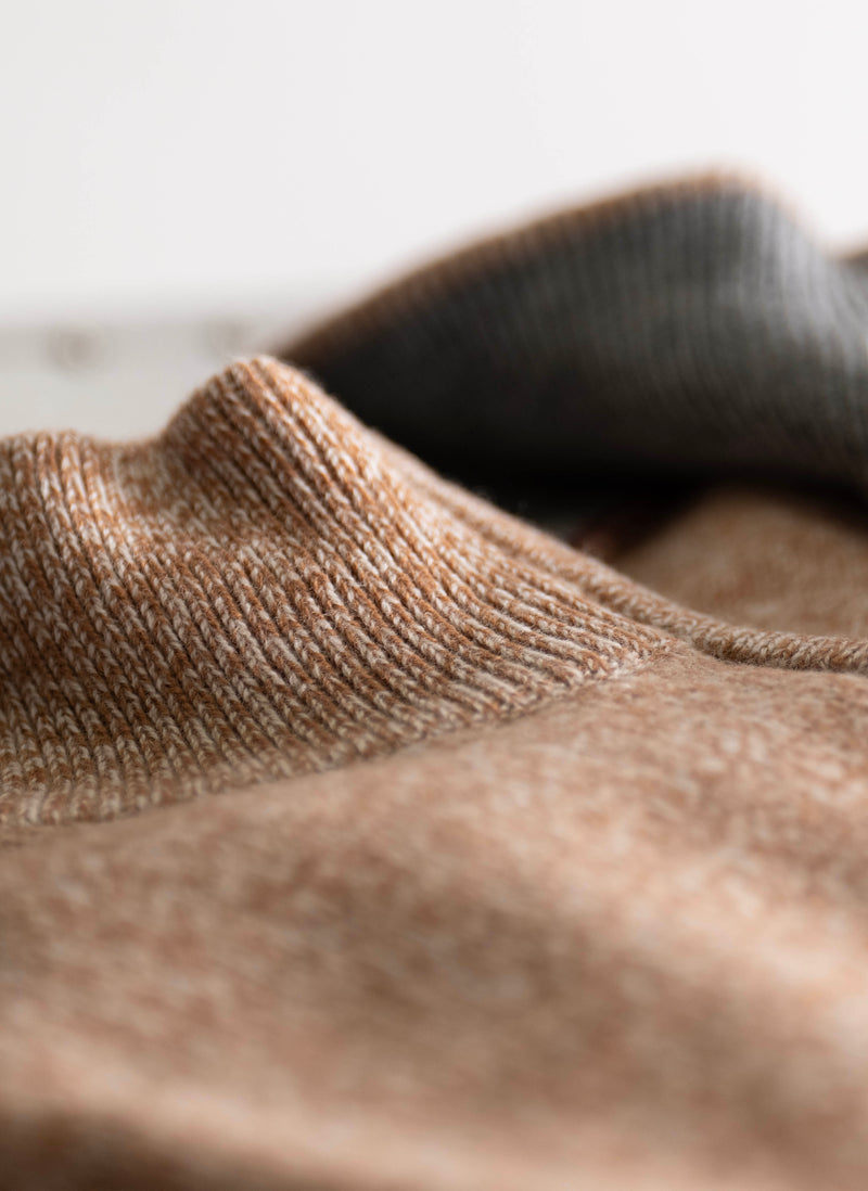 Men's Vipiteno Mouline Mélange Quarter Zip Merino Wool Sweater in Caramel