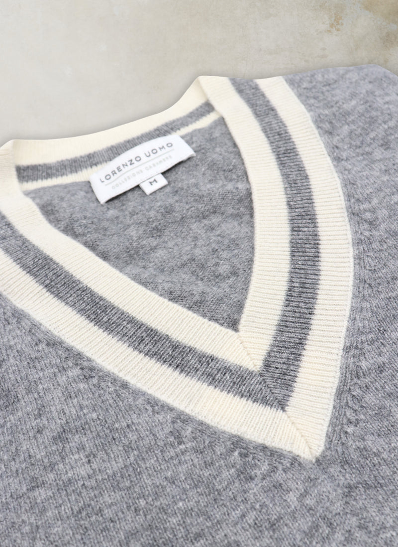 angle detail of men's tennis v-neck cashmere sweater in light grey