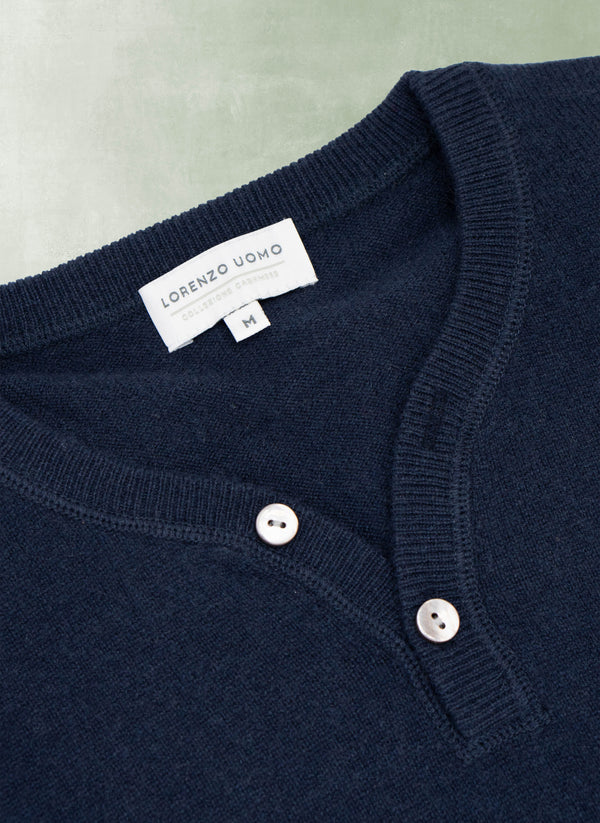 Men's St. Germain Henley 2-Button Cashmere Sweater in Midnight Blue