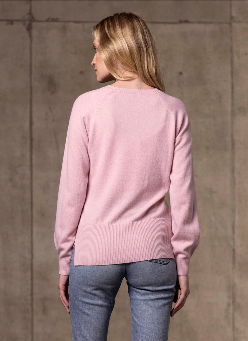 Women's Sofia Crew Neck Cashmere Sweater in Light Pink