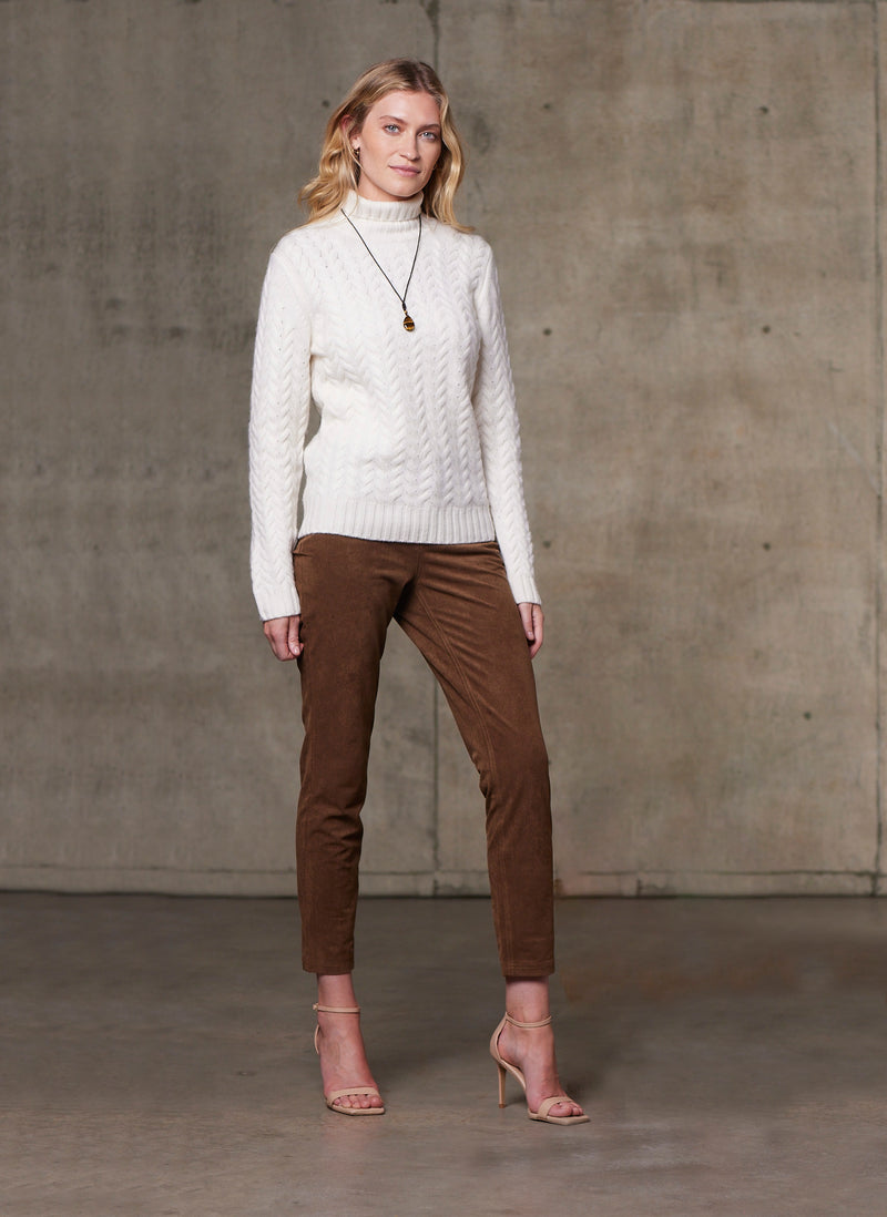 Women's Giulia Turtle Neck Cable Cashmere Sweater in Ivory