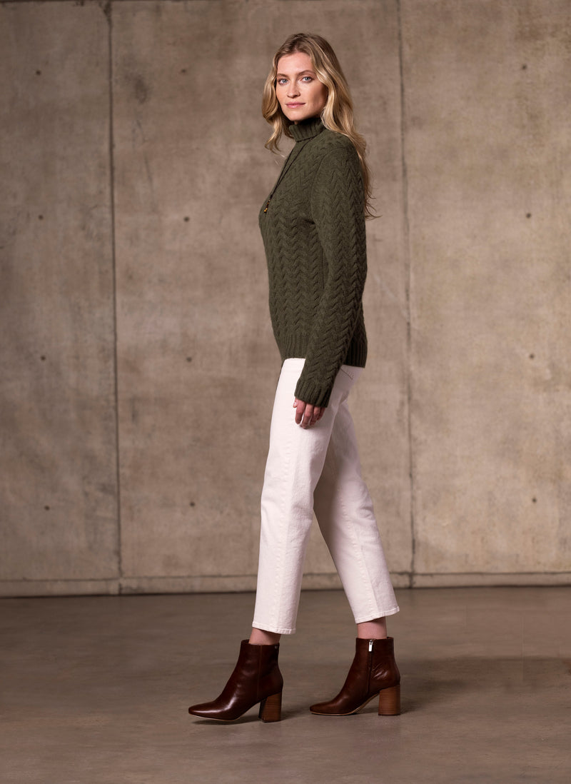 Side Image of Women's Turtle Neck Cable Cashmere Sweater in Olive 