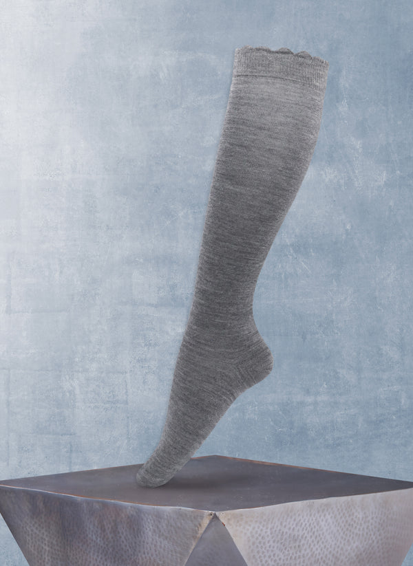 Women's Luxury Merino Wool Knee High Sock in Light Grey Ruffle