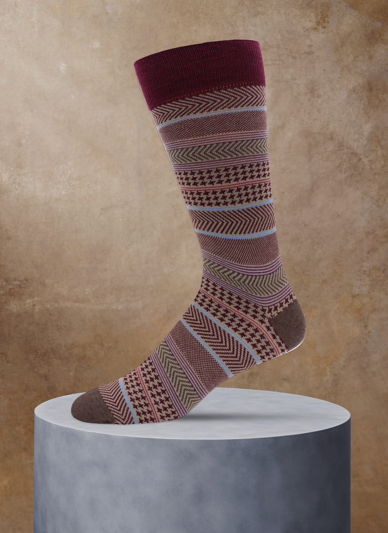 Graphic Stripes Sock in Burgundy