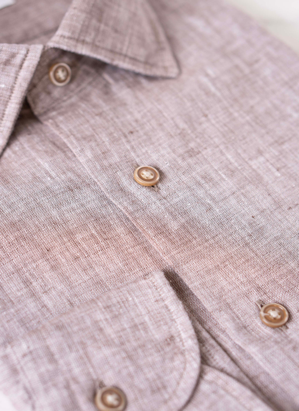 Alexander in Light Brown Linen Shirt 16 32/33 Alexander in Light Brown Linen Shirt 16 32/33