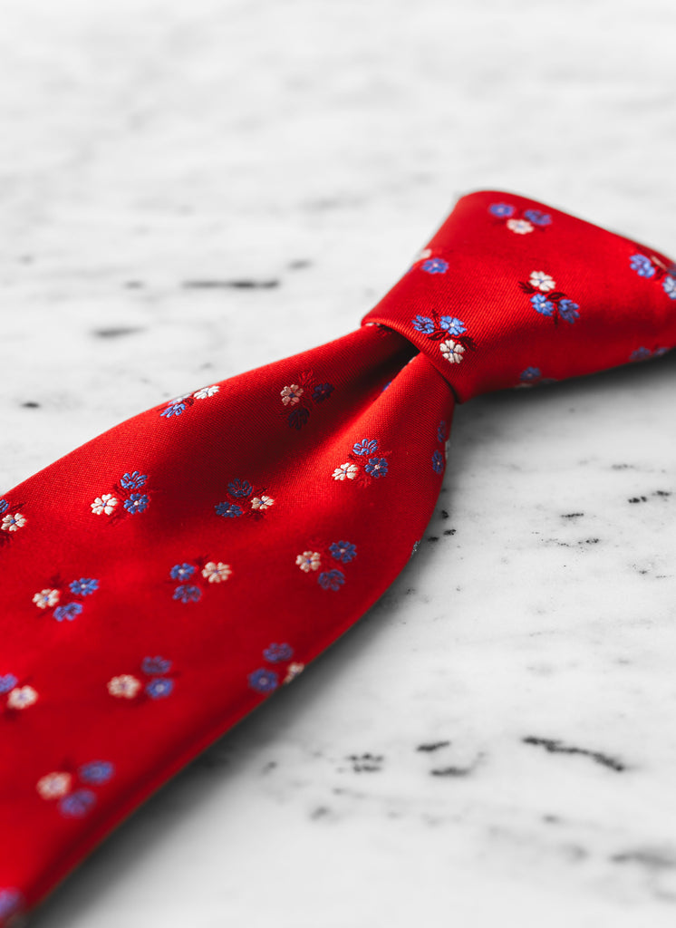Men's Italian Woven Silk Jacquard Tie in Vermilion Flower