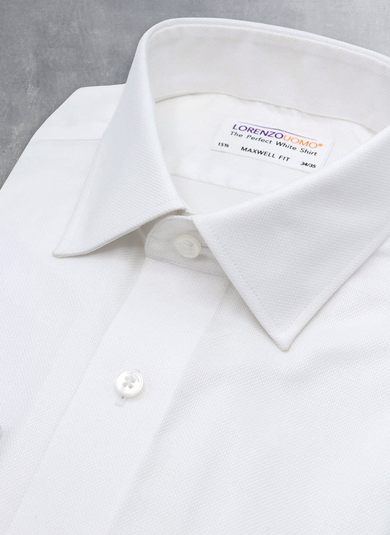 The Perfect White Shirt® in Formal White collar detail