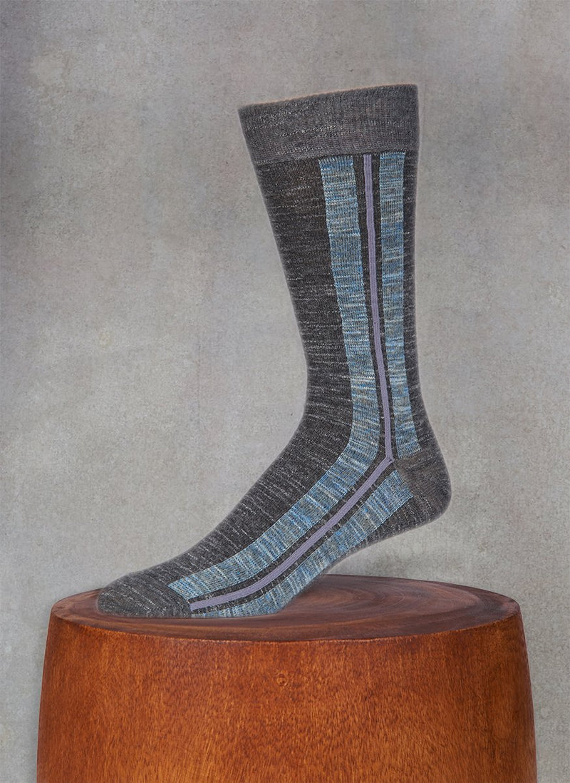 Pigmento Vertical Stripe Sock in Black