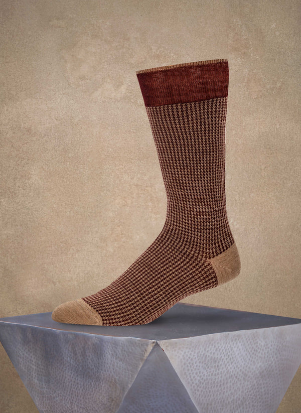 Merino Wool Houndstooth Sock in Burgundy and Taupe