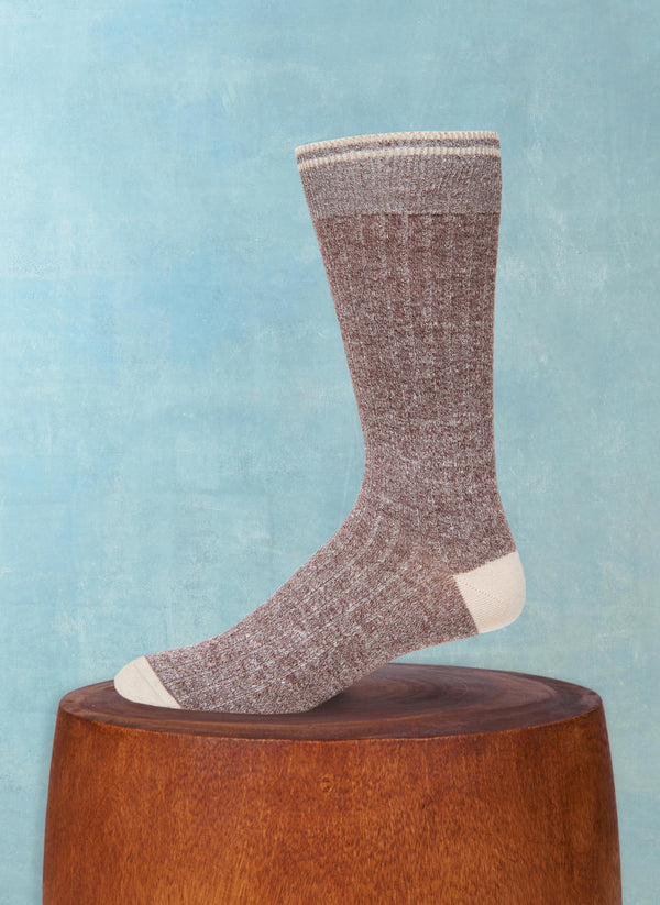 Supple Italian Linen Solid Rib Sock in Brown