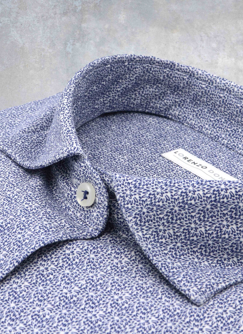 Women's navy print shirt with contrast button thread