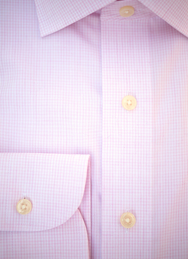 detailed of pink check shirt