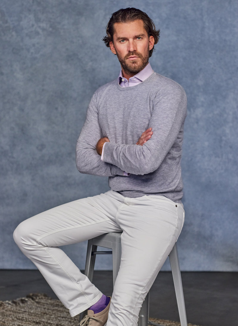 Men Grey Jumper White Shirt Men's Maarten Featherweight Crew Neck Cashmere Sweater In Pearl Grey Heather, L Men Grey Jumper White Shirt Men's Maarten Featherweight Crew Neck Cashmere Sweater In Pearl Grey Heather, L