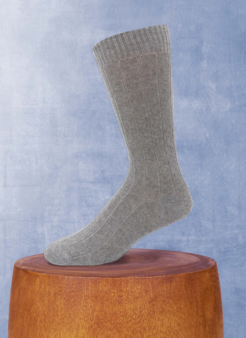 cashmere rib sock in light grey