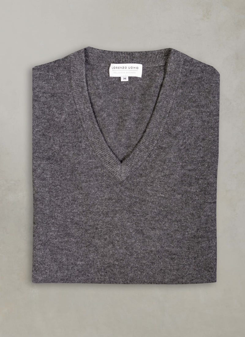 Men's Tribeca V-Neck Cashmere Sweater in Charcoal Heather